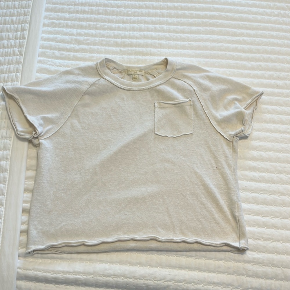 Girls large cropped cream t shirt